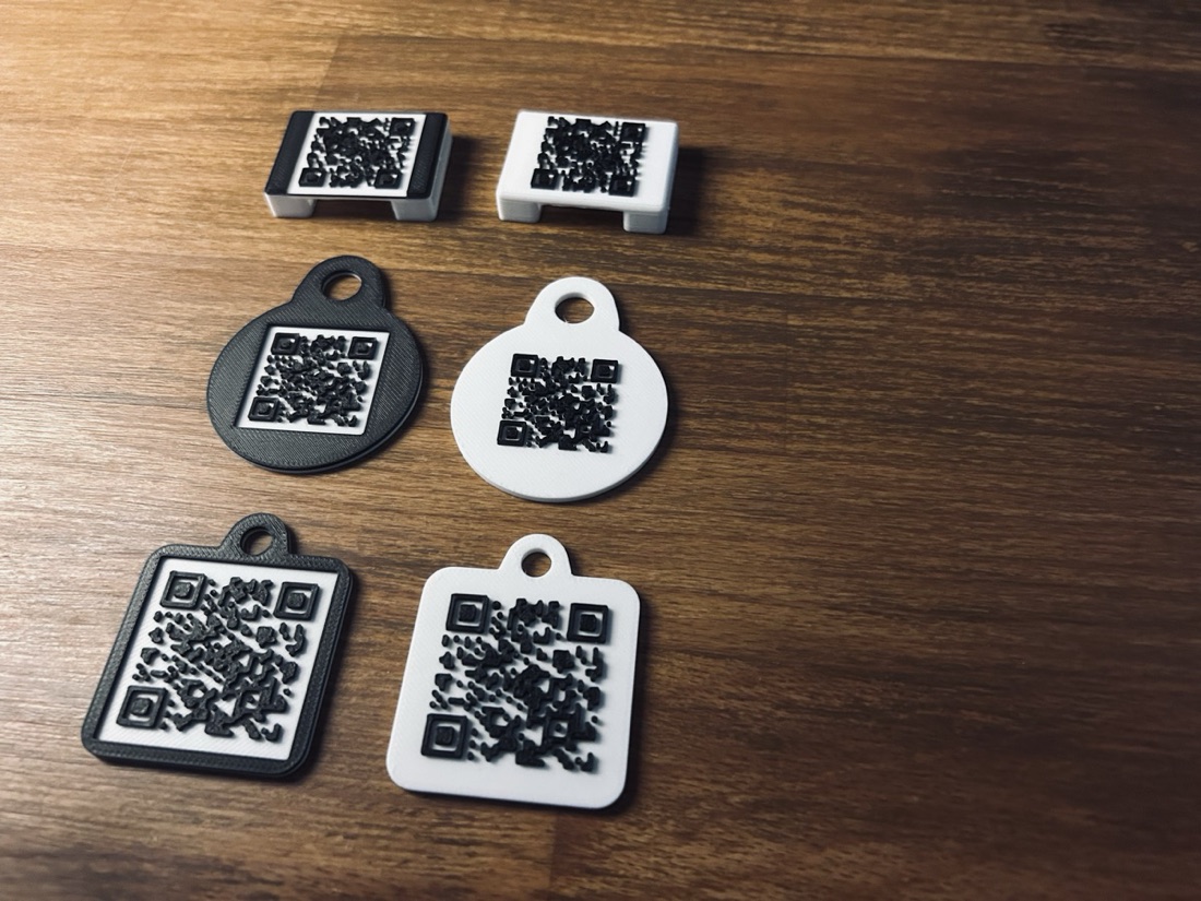 ป้าย QR สัตว์เลี้ยงพิมพ์ได้สามรูปทรง: กลม สี่เหลี่ยม และแบบสอดปลอกคอ
